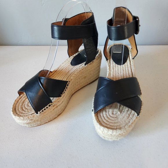 Coach Wedge "EUC" - Picture 9 of 16